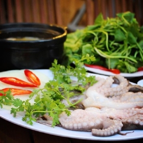 Bạch tuôc nhúng mẻ