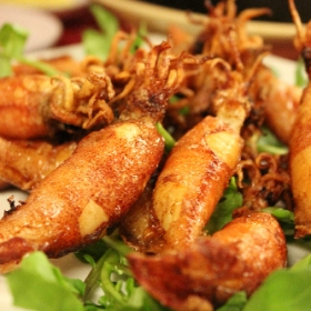 Mực trứng chiên mắm