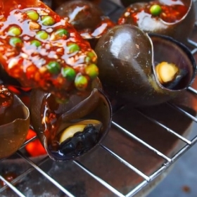 Ốc bưu nướng muối ớt