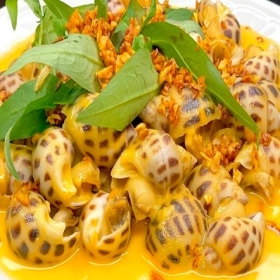 Ốc hương sốt bơ tỏi