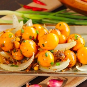 Trứng non chiên mắm