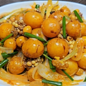 Trứng non xào bơ tỏi