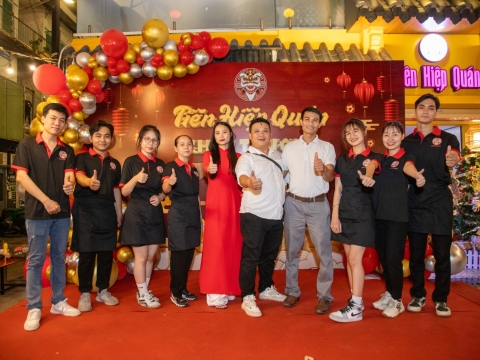 Khai trương Tiên Hiệp Quán